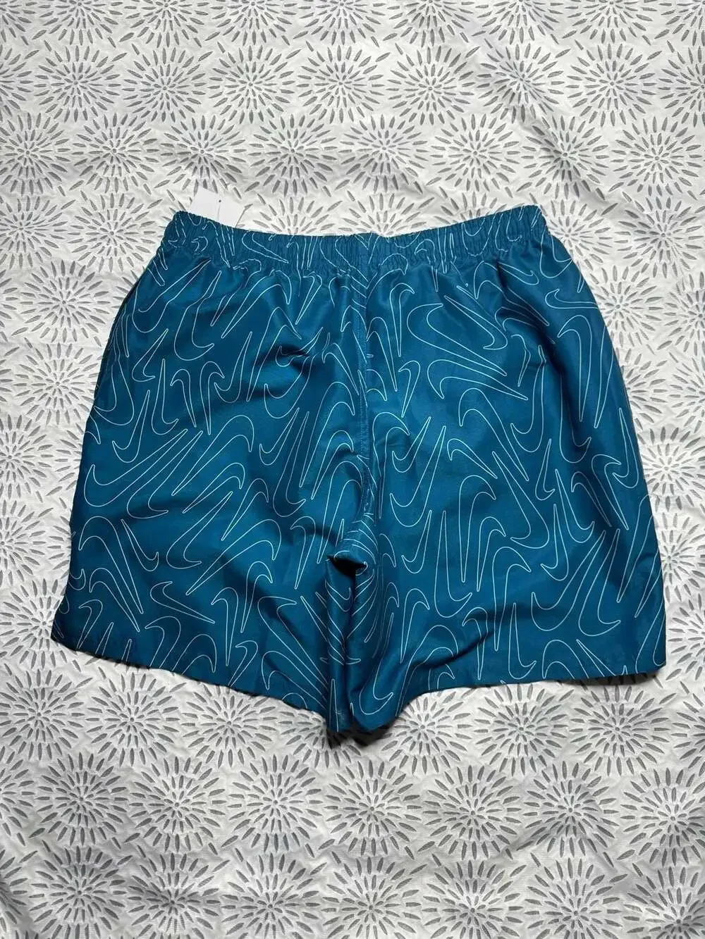 Nike Men's Breaker Tossed Swoosh Volley Swim Shorts Green Abyss Size L